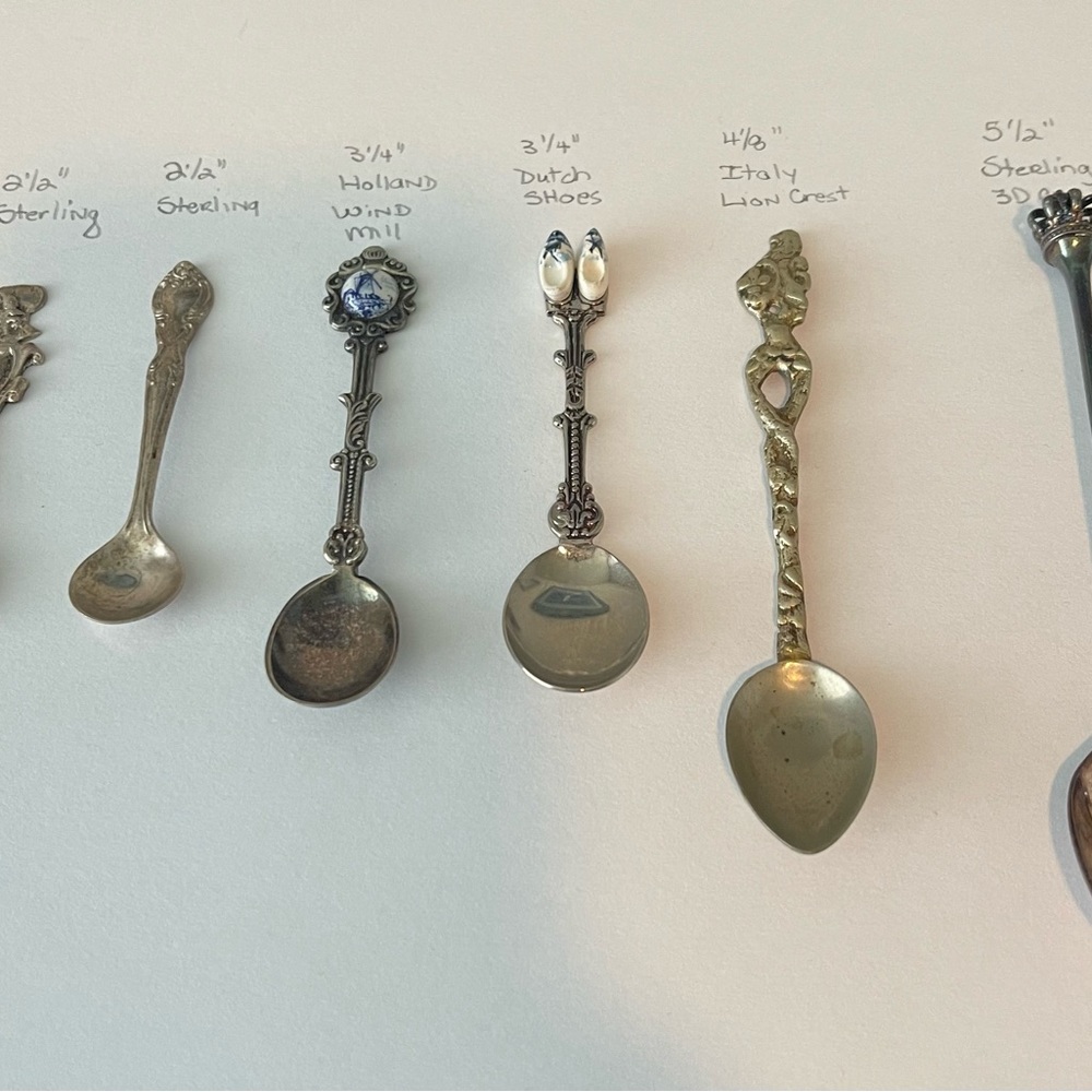 6 uniquely different demitasse spoons. In polished, original patina